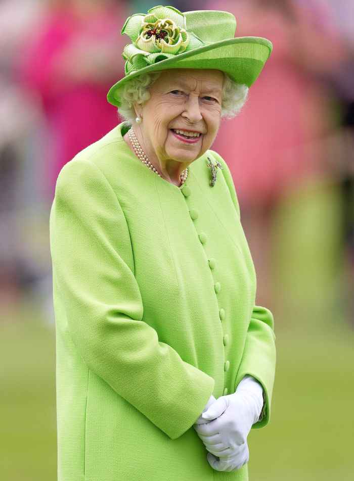 NFL Will Hold Moment of Silence for Queen Elizabeth II Ahead of Thursday Night Football