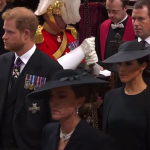 Prince Harry and Meghan Markle Sit in 2nd Row for Queen's Funeral: Photos