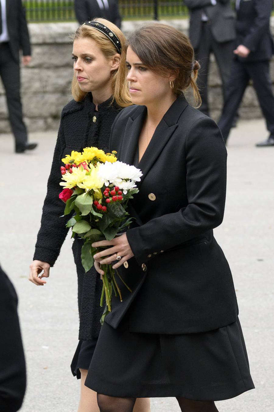 Princess Anne, Prince Andrew and Queen Elizabeth II's Grandchildren Visit Balmoral Tribute: Photos