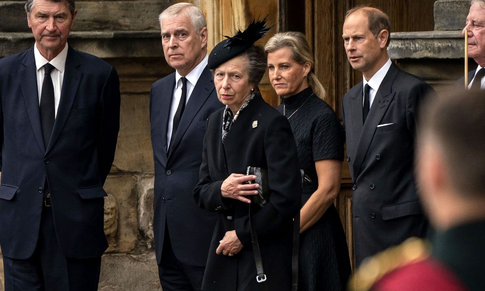 Princess Anne Shares Emotional Curtsy to Queen Elizabeth II's Coffin