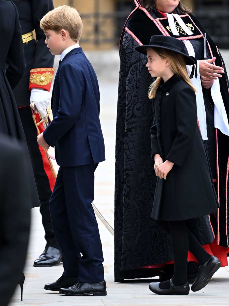 Queen Camilla, Princess Kate Arrives With Kids to Queen Elizabeth II's Funeral 3