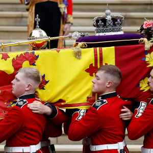 Queen Elizabeth II’s Reign Ends as State Crown, Orb, Scepter Are Removed From Coffin During Committal Service