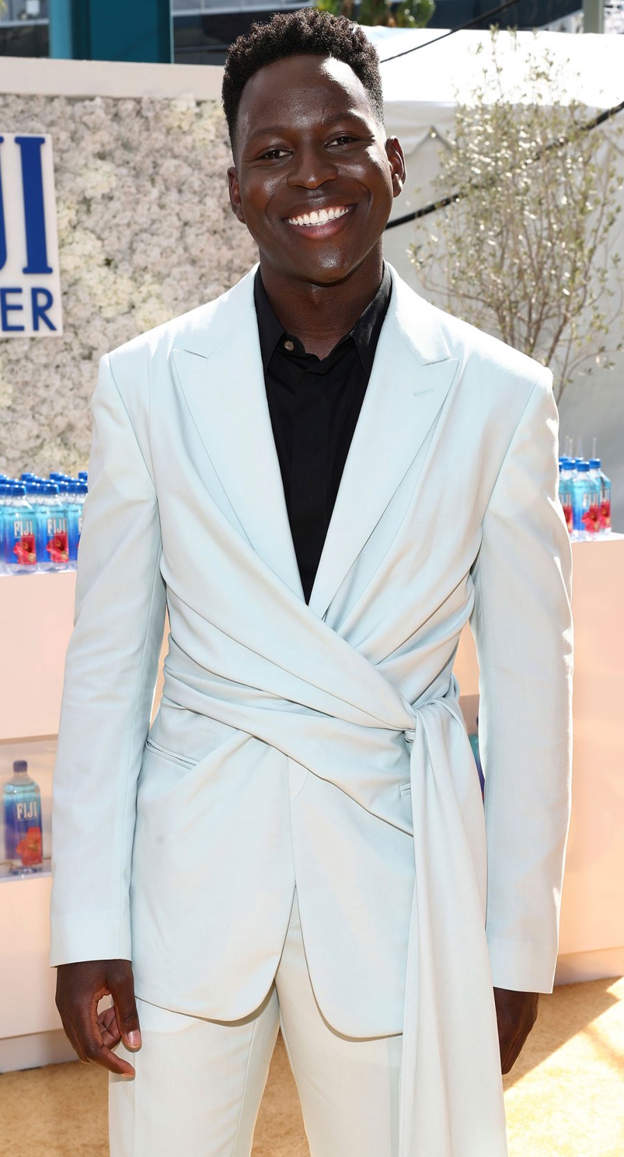 Emmys 2022 Emmys 2022 'Ted Lasso' Cast Walks Red Carpet at 2022 Emmys: Photos Sarah Niles Toheeb Jimoh