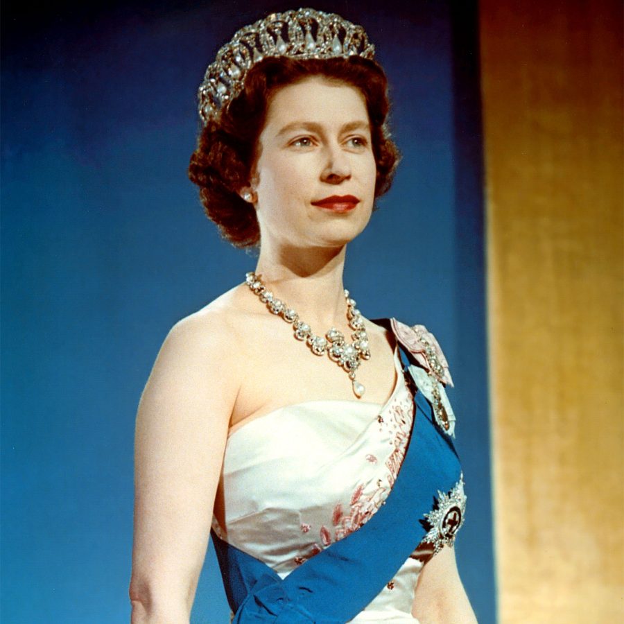Who Will Inherit the Queen's Jewels