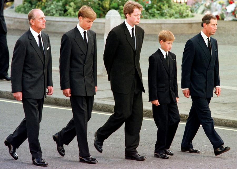William and Harry Walk Behind Queen Coffin Almost 25 Years to the Day After Princess Diana's Funeral 8