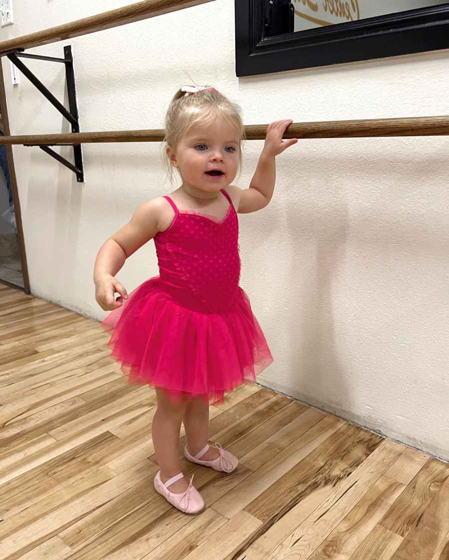Just Like Mom! DWTS’ Lindsay Takes Daughter Sage to Her 1st Dance Class