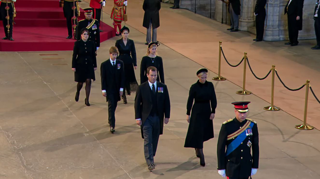 Prince William, Prince Harry and All of the Queen's Grandchildren Hold Vigil for Late Monarch at Westminster Hall