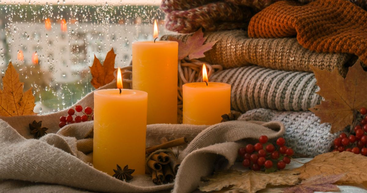 Store These 7 Cozy Fall Candles With out Any Pumpkin Spice Store These 7 Cozy Fall Candles With out Any Pumpkin Spice