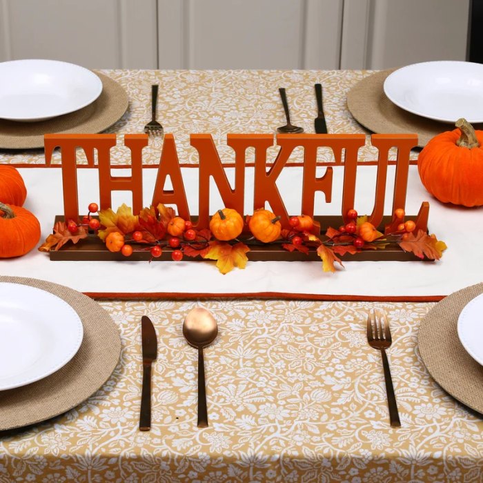 15 Dwelling Decor Should-Have for Halloween and Thanksgiving