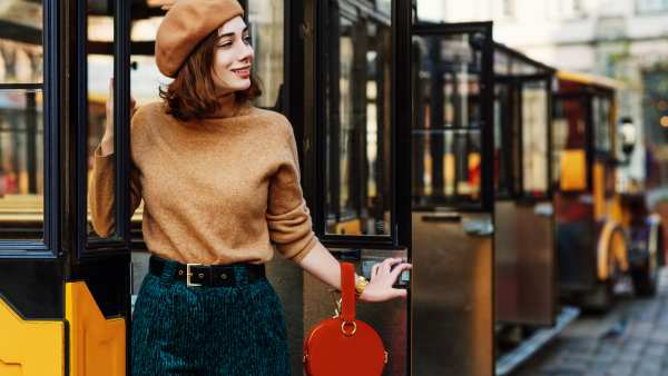 Flattering-Fall-Style-Stock-Photo