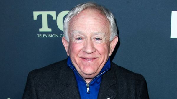 How 'Call Me Kat' Honored Leslie Jordan in 1st Episode Since His Death