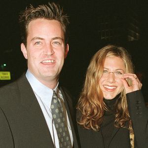 Jennifer Aniston ‘Always Took Time to Listen’ to Matthew Perry Amid Addiction Struggles 039 'Kissing A Fool' film premiere - 18 Feb 1998