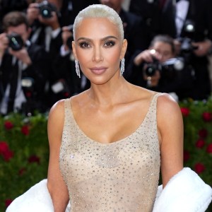 Kim Kardashian revela que no sabe qué es el tortellini mientras pide pasta en Italia