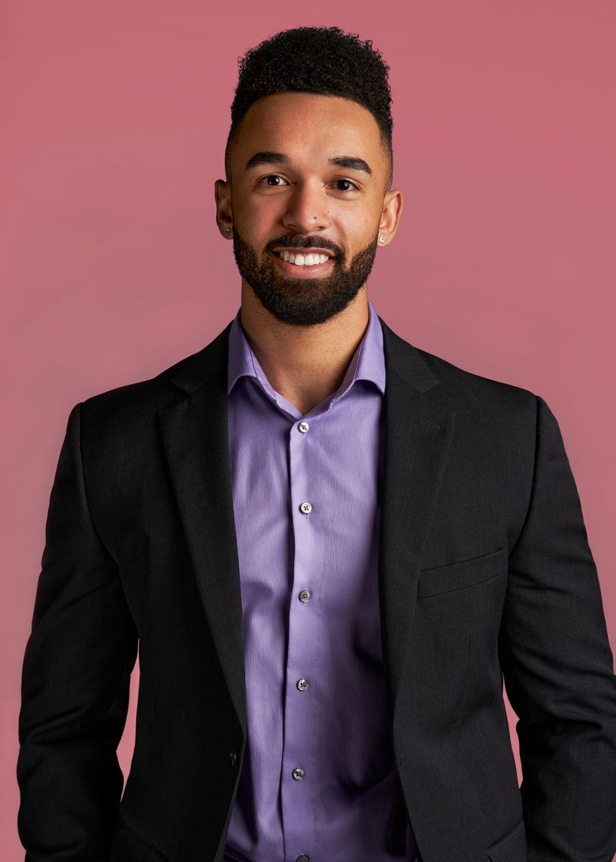 'Love Is Blind' Season 3 Star Bartise Bowden: 5 Things to Know About the Netflix Contestant