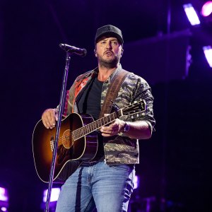 Luke Bryan Defends Bringing Ron DeSantis Out at Florida Concert