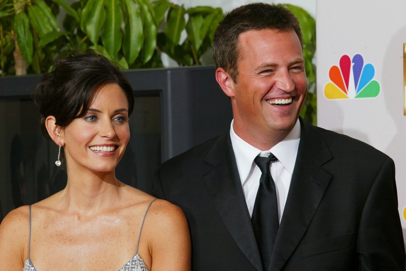 Matthew Perry and Courteney Cox’s Relationship:Quotes Through the Years 061
