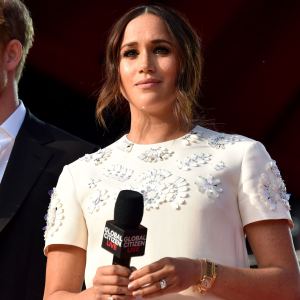 Meghan Markle Felt Like a ‘Bimbo’ as a ‘Deal or No Deal’ Briefcase Girl