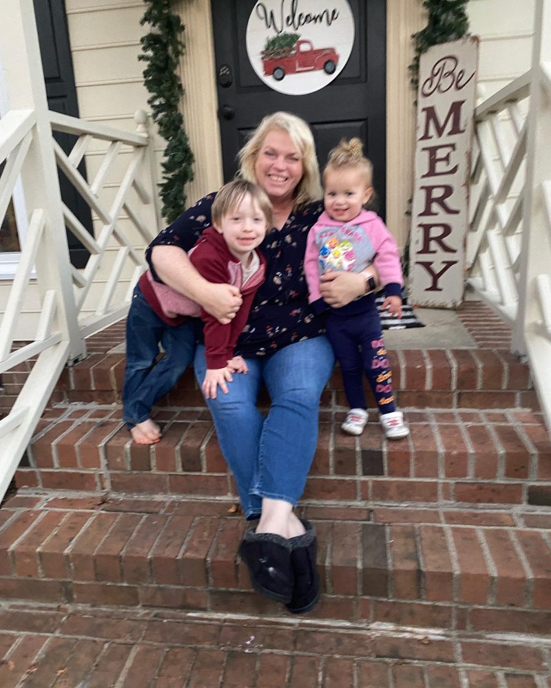 Sister Wives' Janelle Brown's Sweetest Family Photos With Her and Husband Kody's 6 Children- Photos 6
