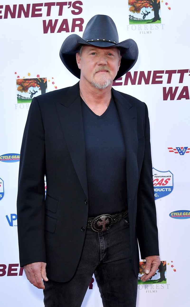 Trace Adkins Celebs Pay Tribute to Late Country Icon Loretta Lynn