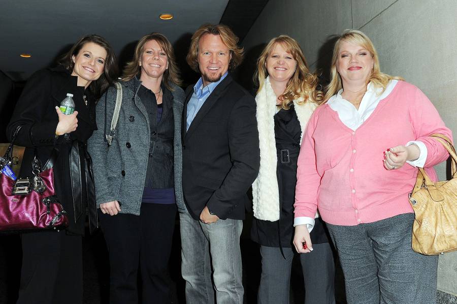 Where Kody Brown's Sister Wives, Meri, Janelle, Christine and Robyn, Stand With Each Other 05