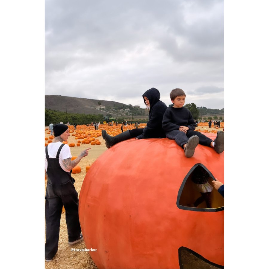 Happy Fall! Kourtney and Travis Bring Penelope and Reign to Pumpkin Patch