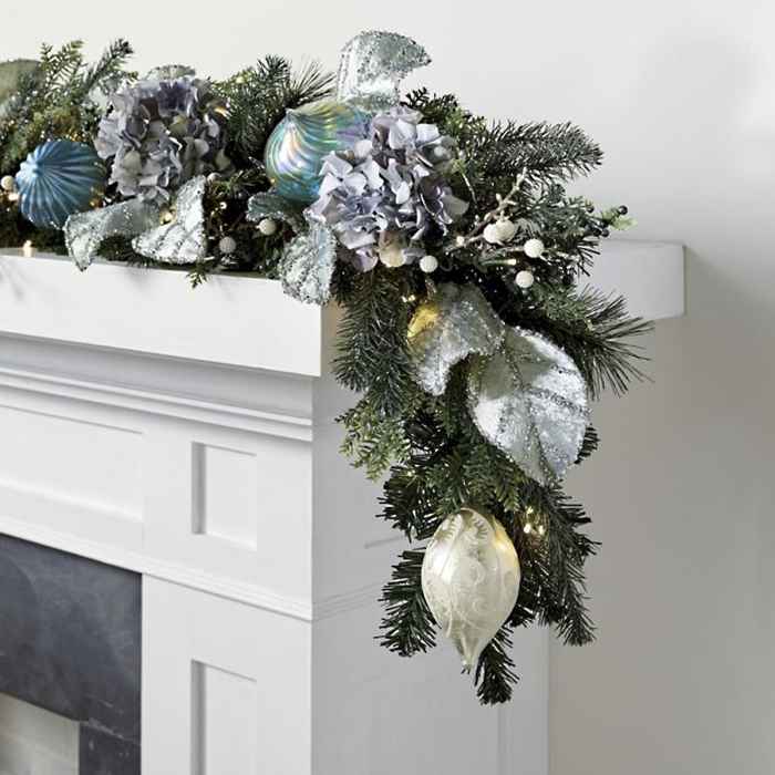frontgate-holiday-decor-garland