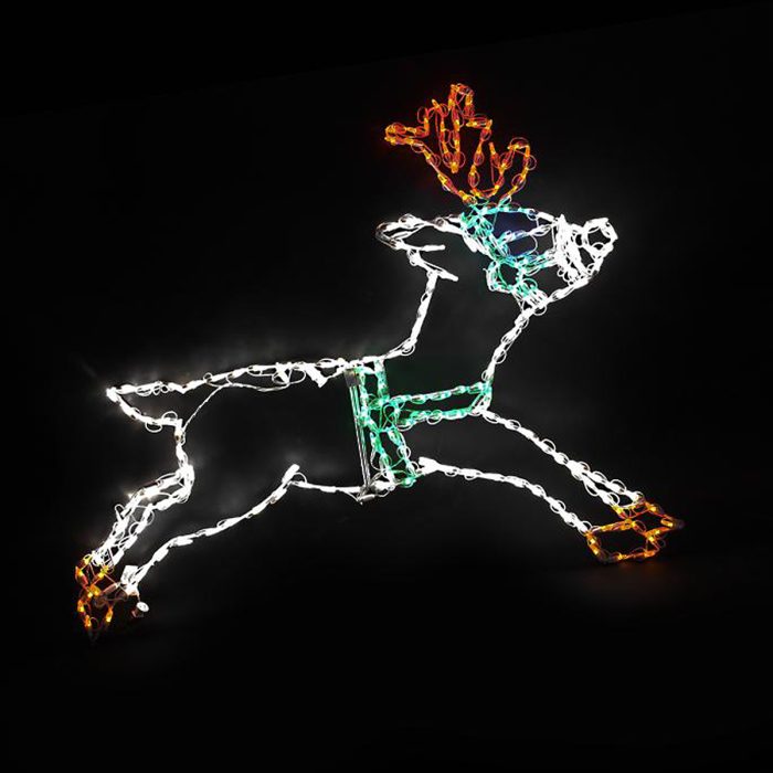 frontgate-holiday-decor-reindeer-light-display