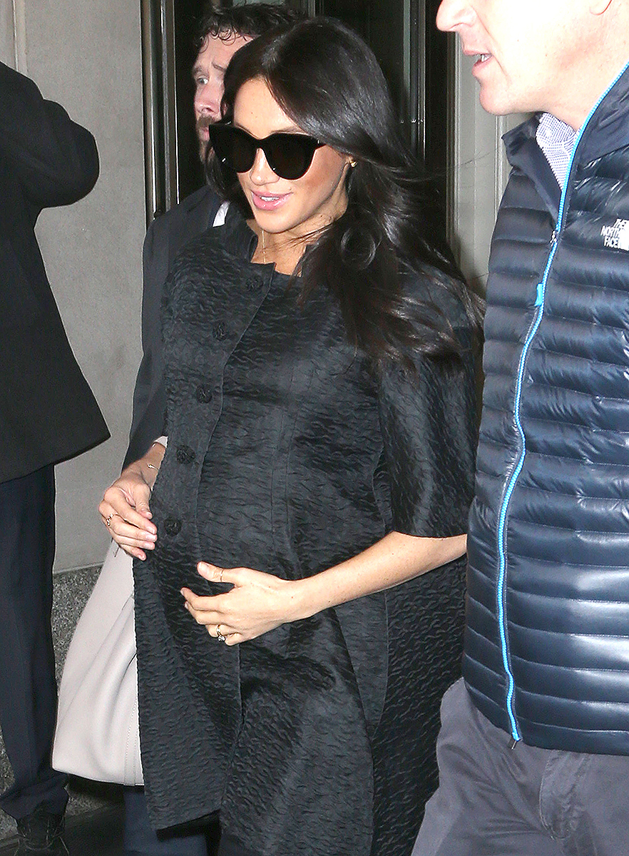 meghan-markle-le-specs-sunglasses