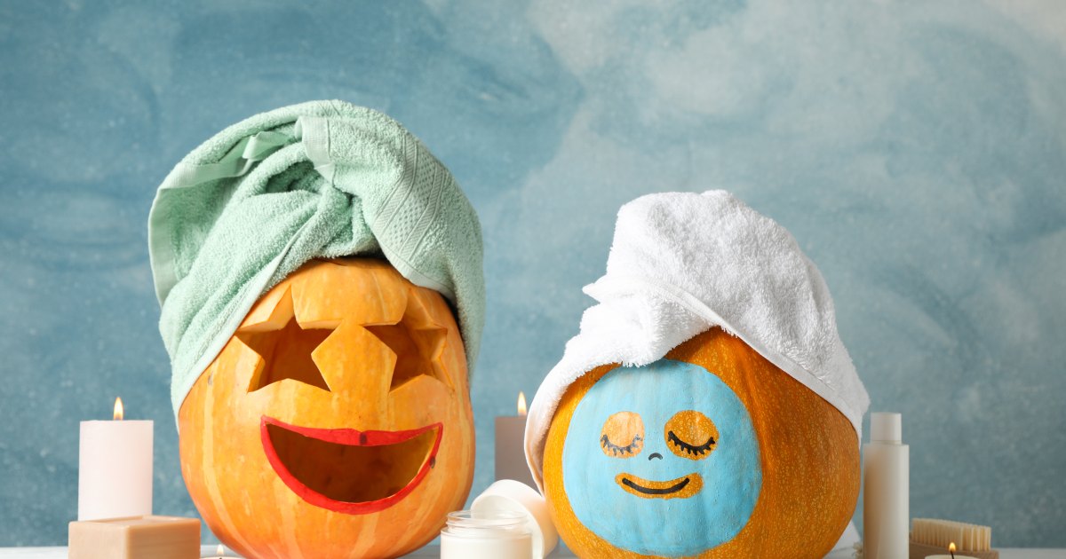 Store These 13 Humorous Items That Will Unfold Some Vacation Cheer Store These 13 Humorous Items That Will Unfold Some Vacation Cheer