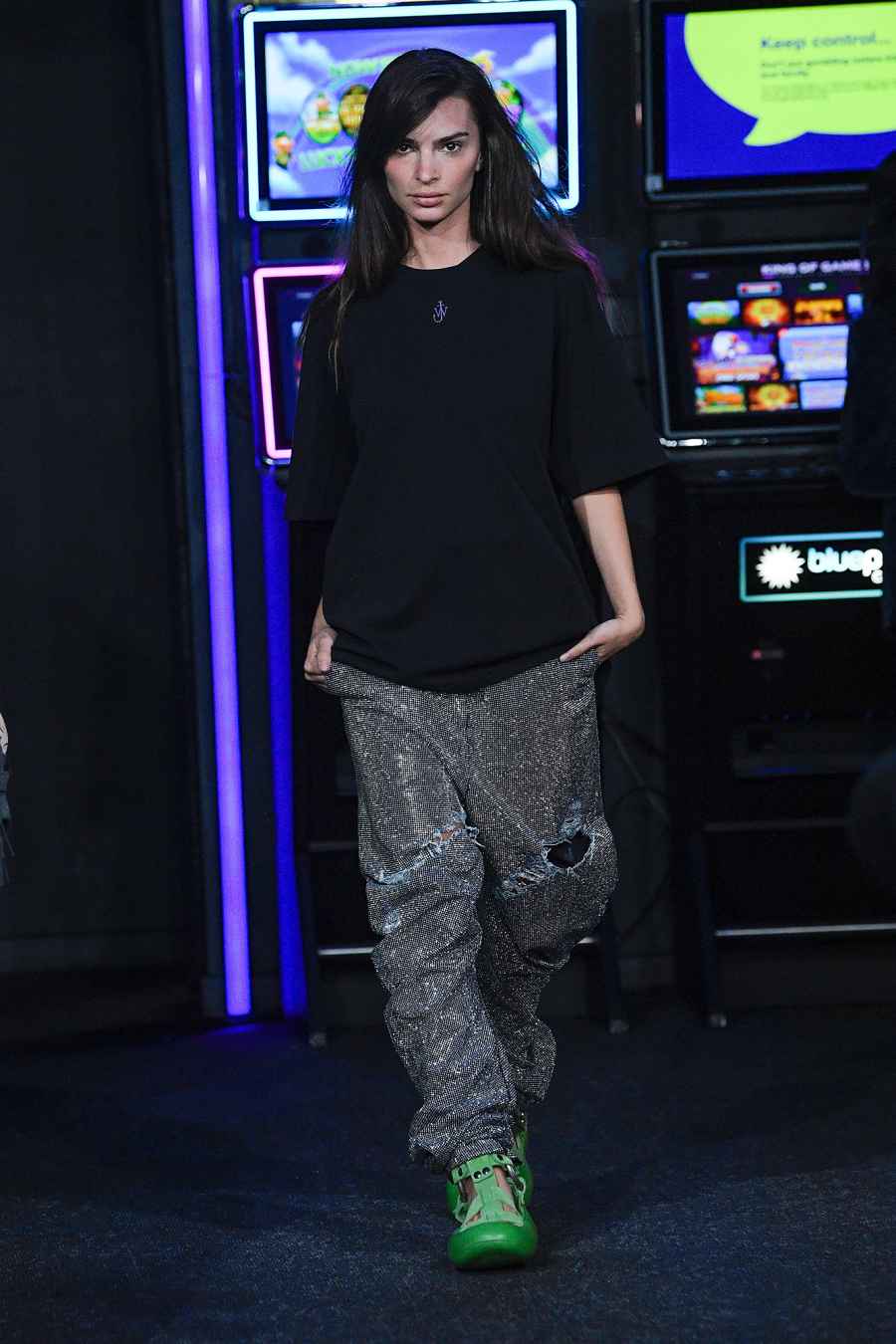 shutterstock_editorial_13398695ae-07