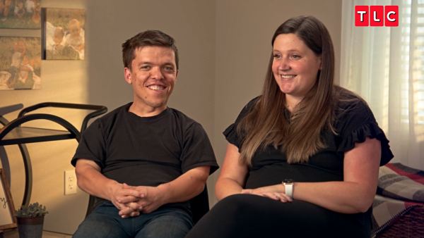 Little People, Big World's Zach Roloff Documents Tori Roloff Giving Birth to Son Josiah: 'Stoked'