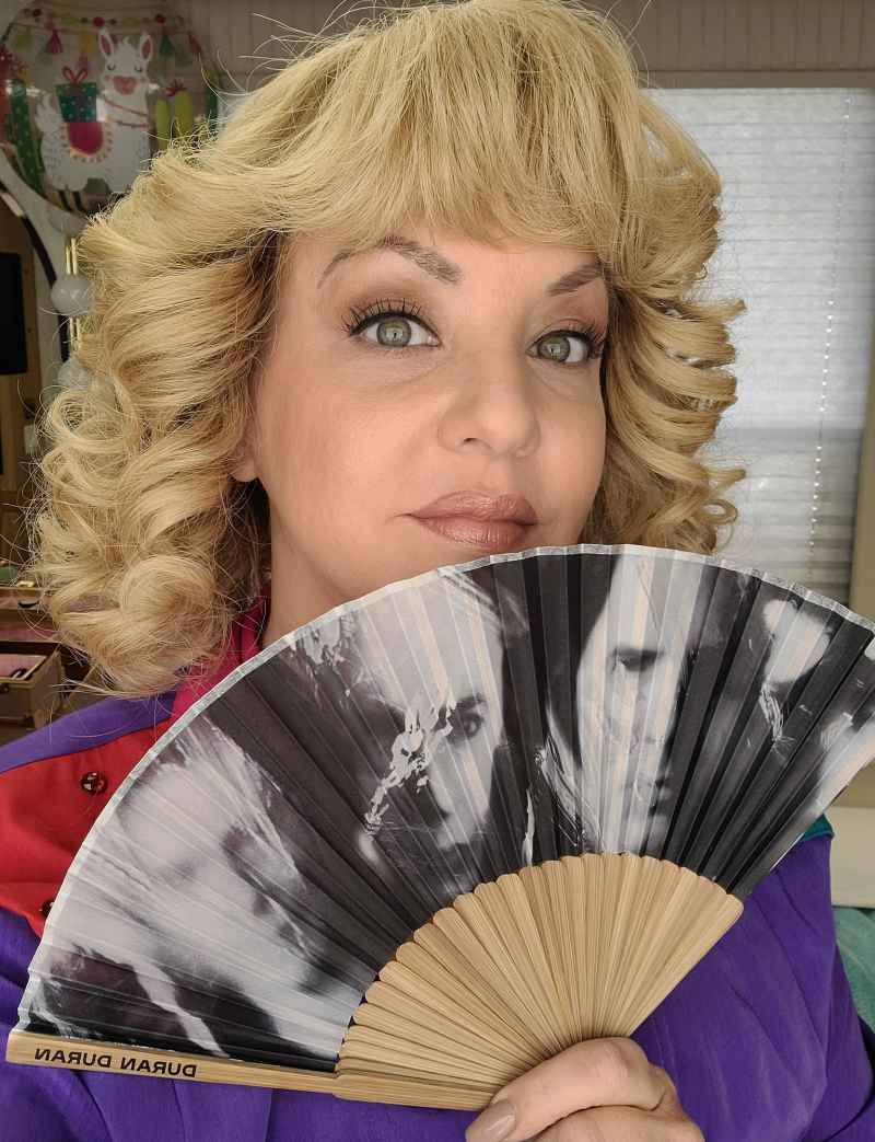 1100am The Goldbergs Wendi McLendon-Covey A Day in My Life