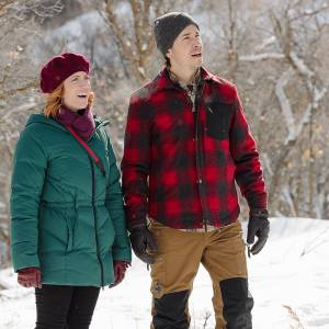 A Guide to Every Holiday Movie on TV This 2022 Season 527