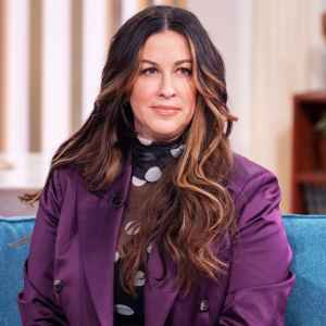 Alanis Morissette Says She Dropped Out of Rock Hall of Fame Performance Because of Sexism and Disrespect