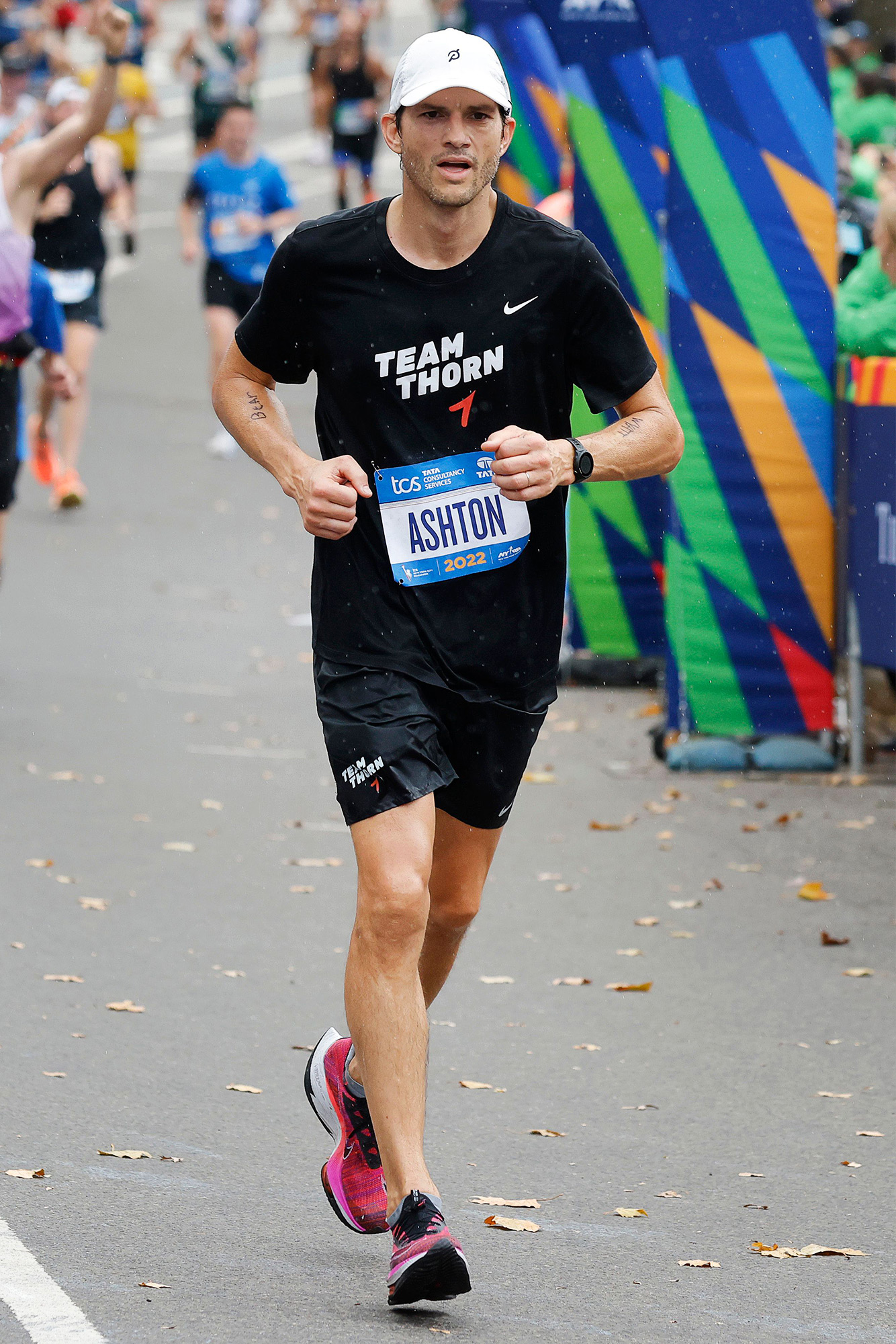 Celebrities Who Have Run Marathons- Ryan Reynolds, Andi Dorfman, Kevin Hart and More 016 NYC Marathon, New York, United States - 06 Nov 2022