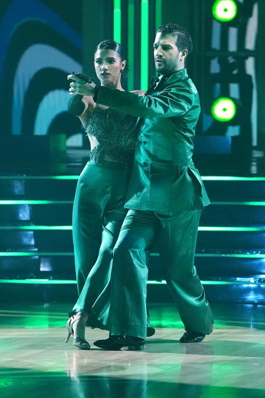 Charli D'Amelio and Mark Ballas Dancing With the Stars DWTS 90s Night