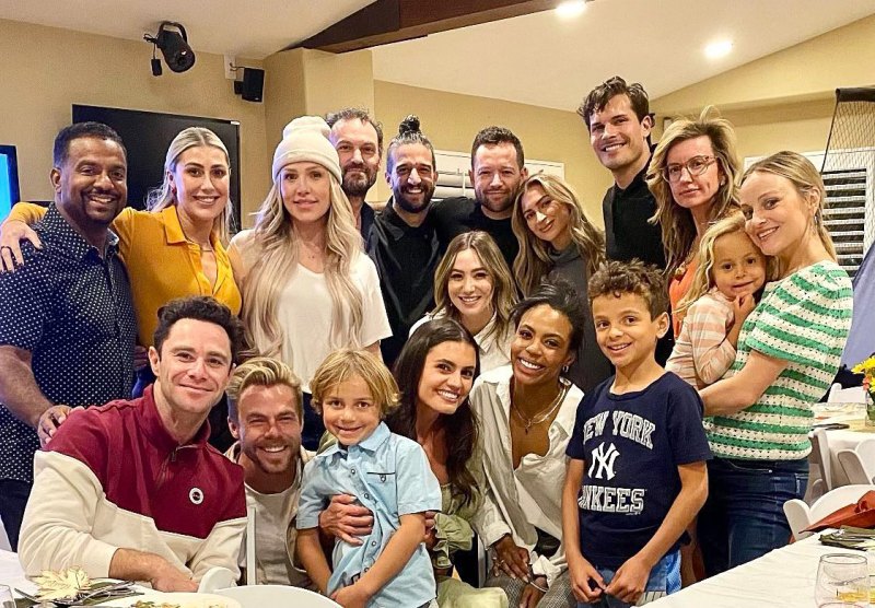 Emma Slater Celebrates Thanksgiving 2022 With Estranged Husband Sasha Farber and More ‘Dancing With the Stars’ Pros 171