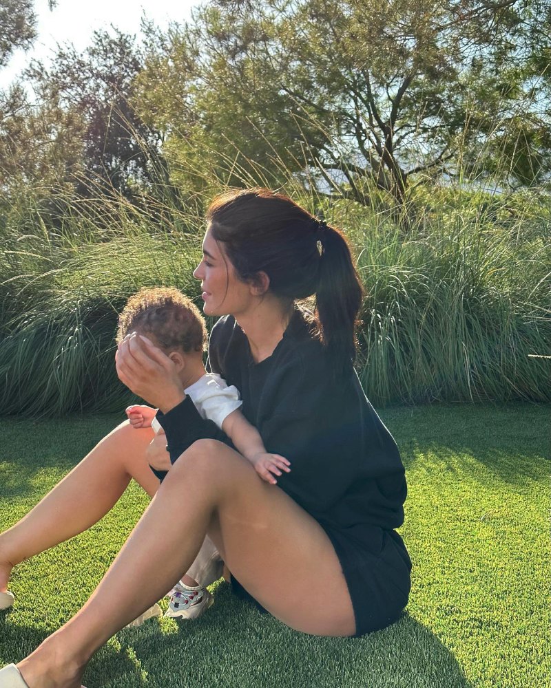 Every Glimpse Kylie Jenner Has Shown of Her Son With Travis Scott- Baby Album 267