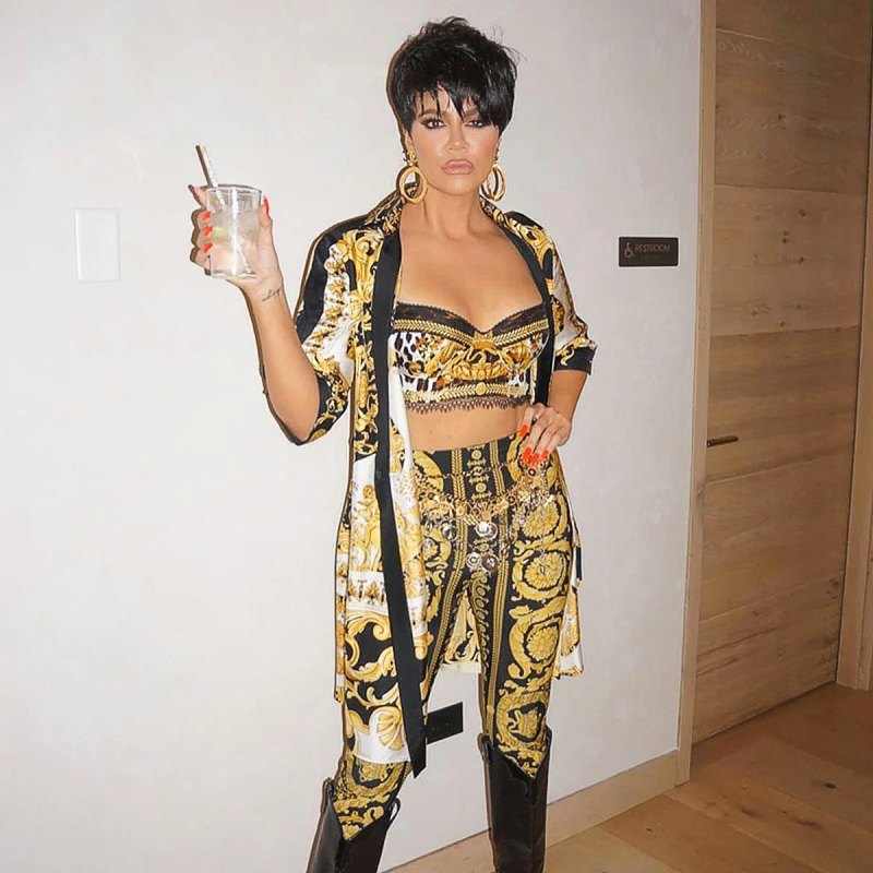 Every Time the Kardashian-Jenner Family Dressed Up As Each Other Over the Years 076