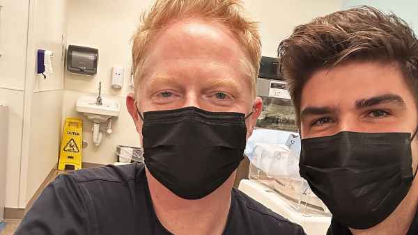 Jesse Tyler Ferguson, Justin Mikita Welcome 2nd Baby