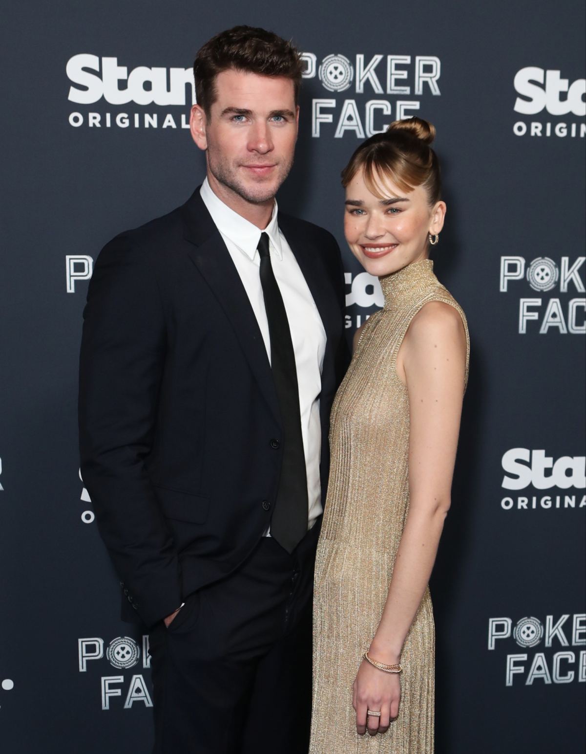 Liam Hemsworth GF Gabriella Brooks Make Red Carpet Couple Debut Us Liam Hemsworth GF Gabriella Brooks Make Red Carpet Couple Debut Us