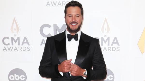 Hottest Hunks CMAs 2022
