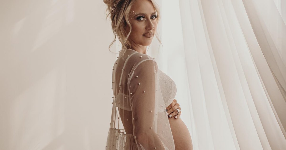Brittany Matthews 'Embraced' Body 'More This Pregnancy': Pics