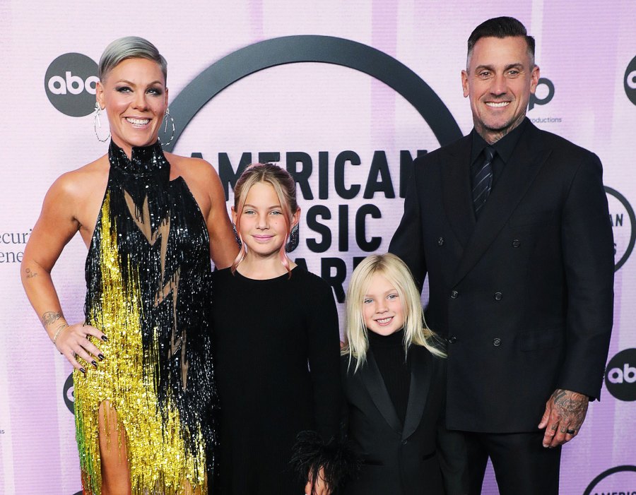 Pink Walks the American Music Awards Red Carpet With Husband Carey Hart and Their 2 Kids- Photos American Music Awards (AMAs) 2022 002 American Music Awards, Arrivals, Los Angeles, California, USA - 20 Nov 2022