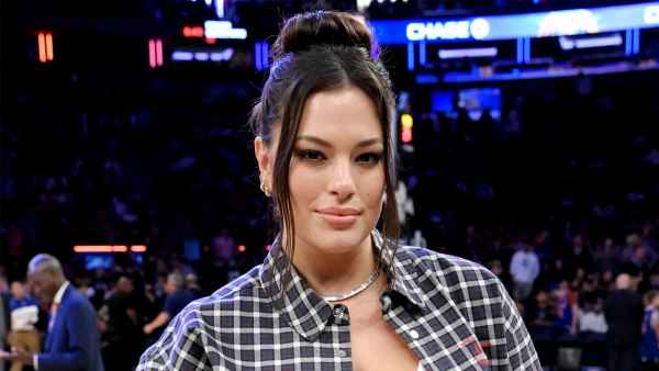 Postpartum Pic! Ashley Graham Appreciates ‘New Tummy’ After Welcoming Twins