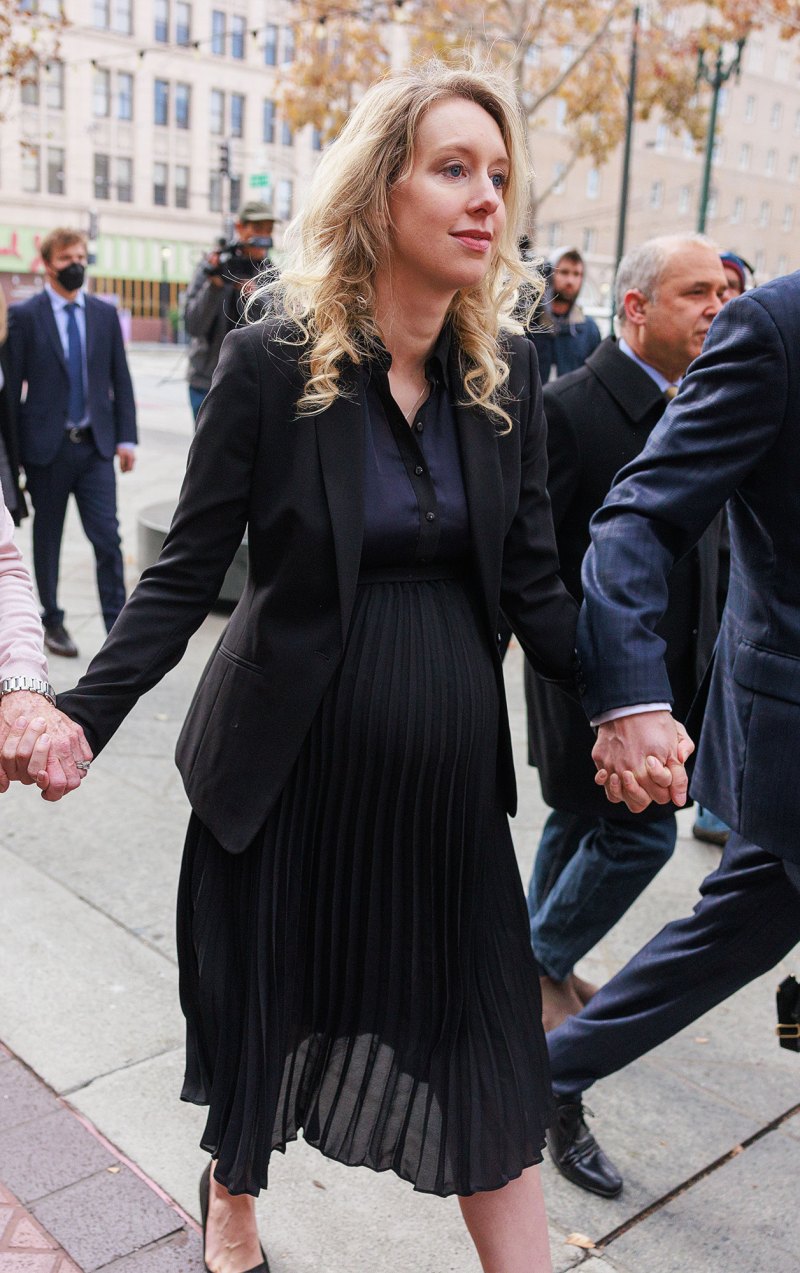 गर्भवती एलिजाबेथ होम्स को 11 साल जेल की सजा 612 थेरानोस के संस्थापक एलिजाबेथ होम्स ने सैन जोस, यूएसए को सजा सुनाई - 18 नवंबर, 2022