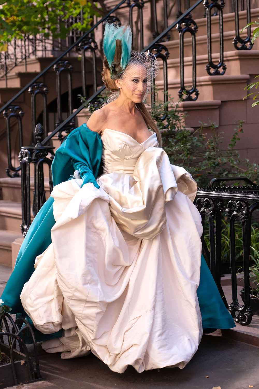 Sarah Jessica Parker Appears to Bring Back Carrie Wedding Dress 2 And Just Like That