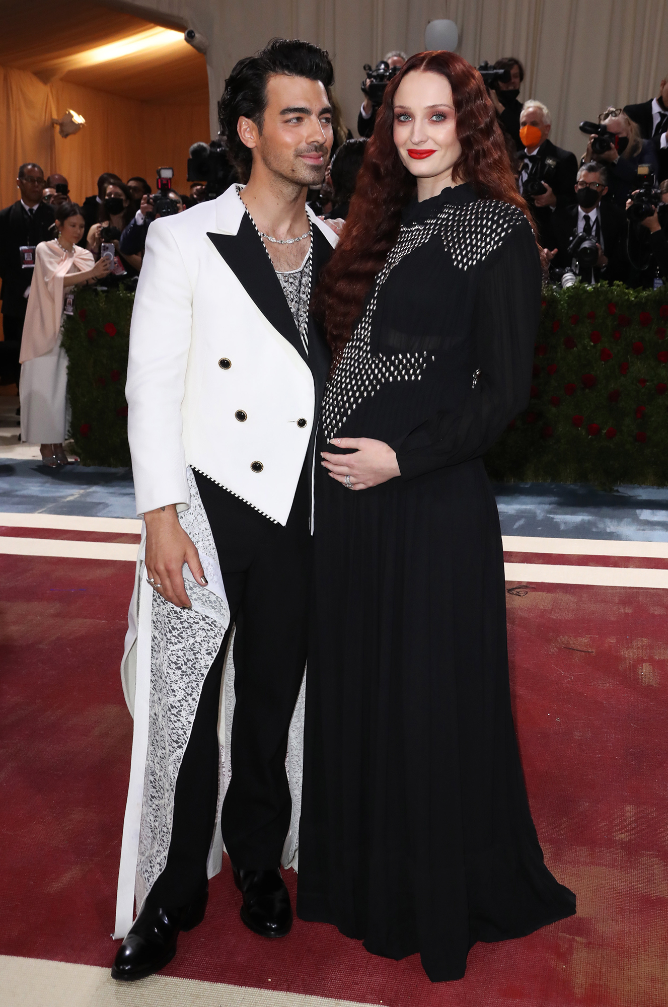 Sophie Turner And Joe Jonas Walk The Red Carpet In Louis Vuitton