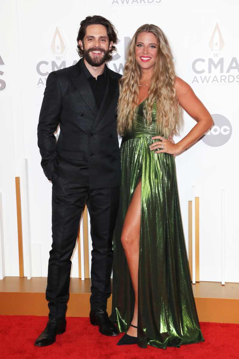 These Two! Thomas Rhett and Wife Lauren Akins Grin at 2022 CMAs 2022