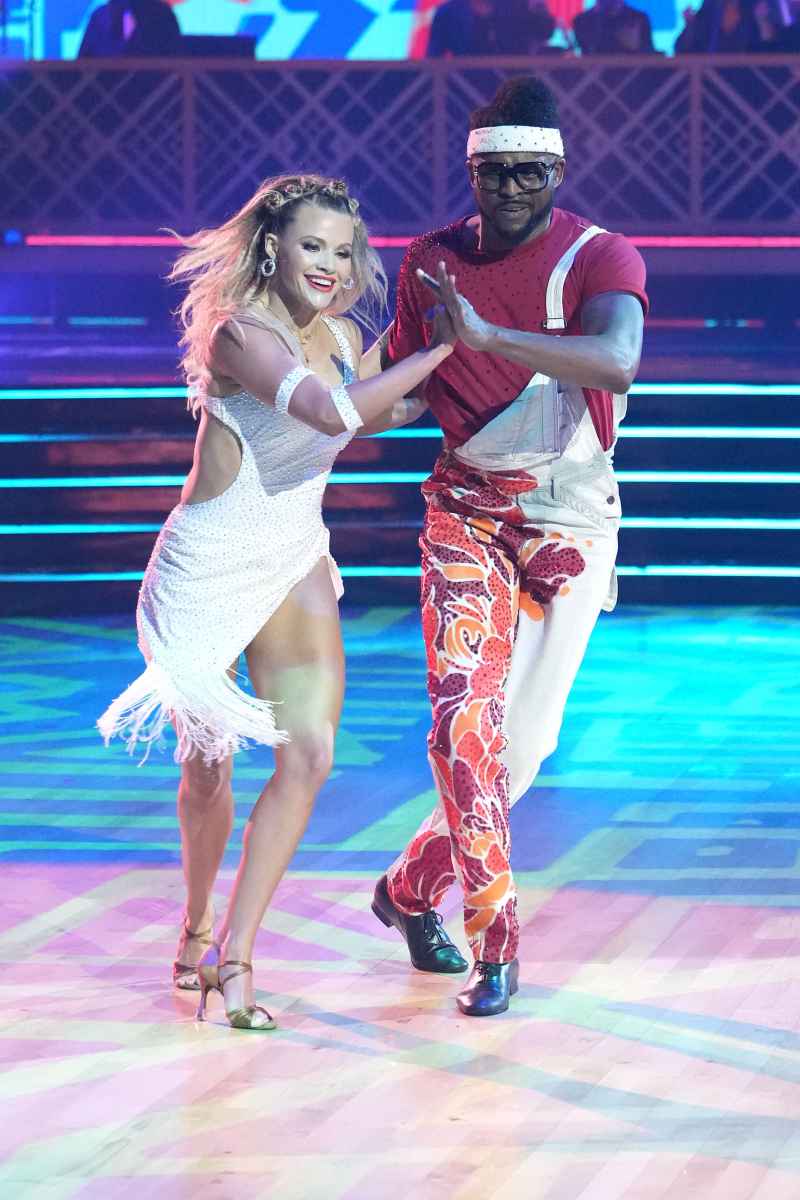 Wayne Brady and Witney Carson Dancing With the Stars DWTS 90s Night